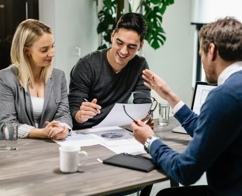 Como um advogado especialista em Direito Imobiliário pode te ajudar?