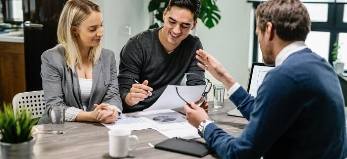 Como um advogado especialista em Direito Imobiliário pode te ajudar?