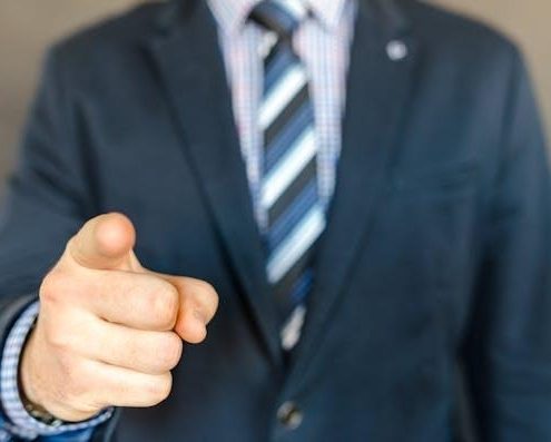 Advogado especialista em direito imobiliário