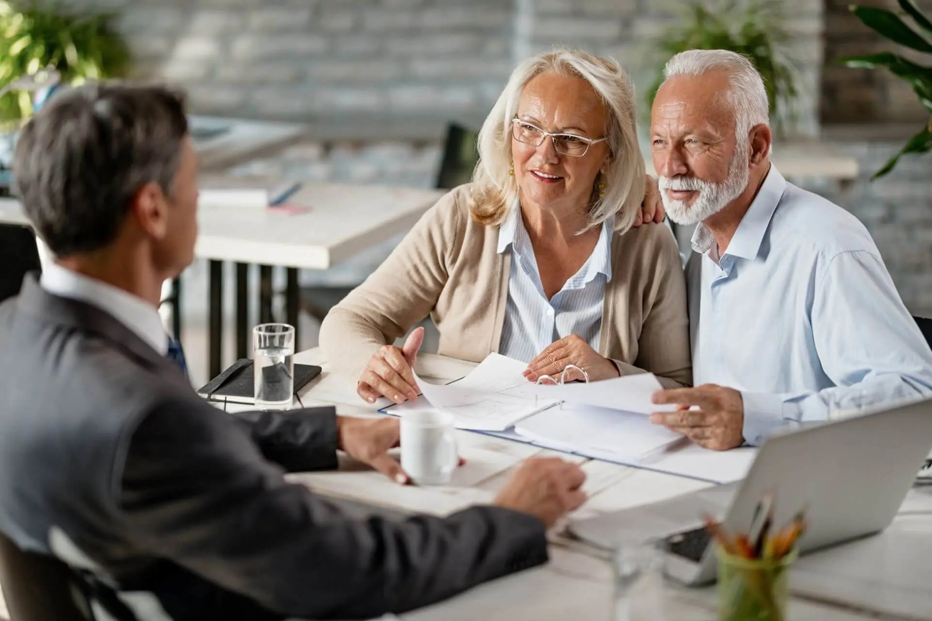 pessoas com 60 anos têm direito ao loas