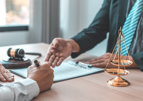 Recebeu a negativa do seguro de vida? Saiba o que fazer, seus direitos e como um advogado pode te ajudar a obter a indenização devida.