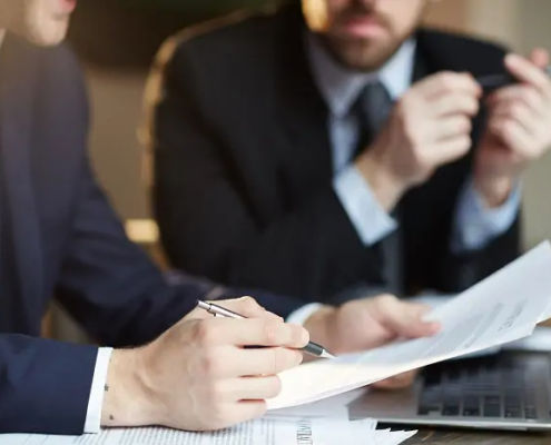 Reajuste de plano de saúde em 2026: por que a sua pequena empresa paga mais que o dobro do teto da ANS